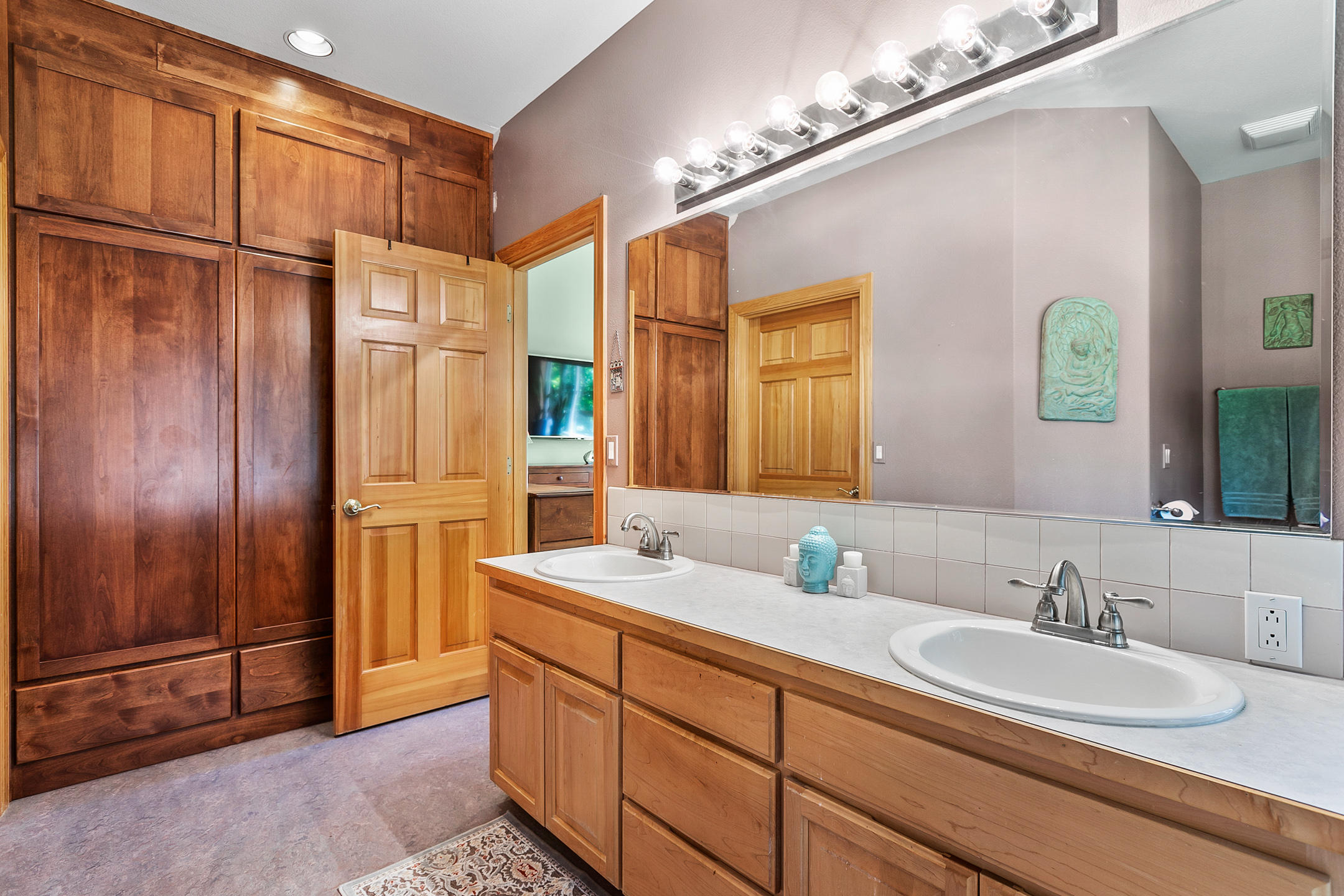 Glen Vista - Residential