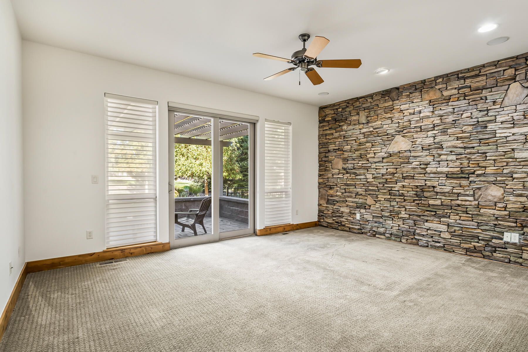 Eagle Crest - Residential