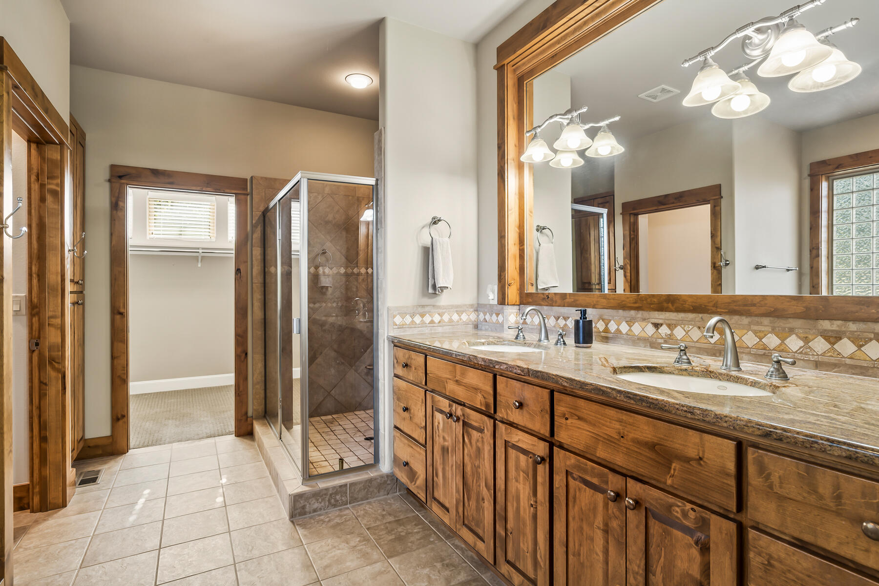 Eagle Crest - Residential