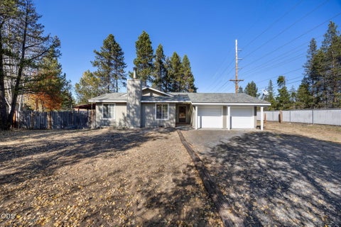 Tiny photo for 52300 Glenwood Drive, La Pine, OR 97739 (MLS # 220229844)