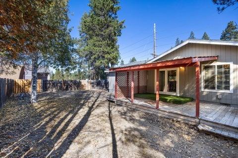 Tiny photo for 52300 Glenwood Drive, La Pine, OR 97739 (MLS # 220229844)