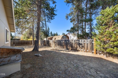 Tiny photo for 52300 Glenwood Drive, La Pine, OR 97739 (MLS # 220229844)