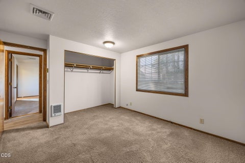 Tiny photo for 52300 Glenwood Drive, La Pine, OR 97739 (MLS # 220229844)