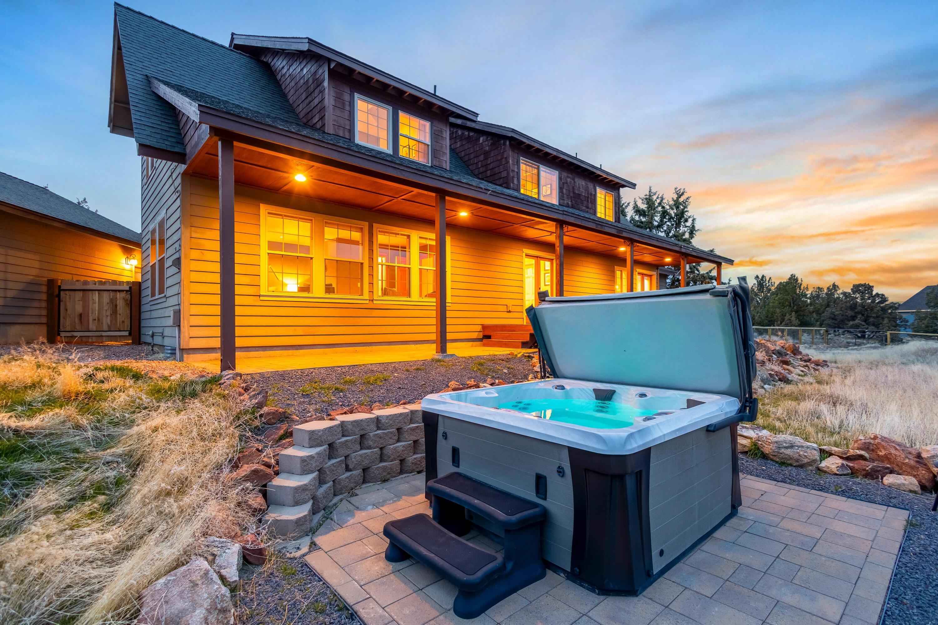 8551 S Red Cloud Lane