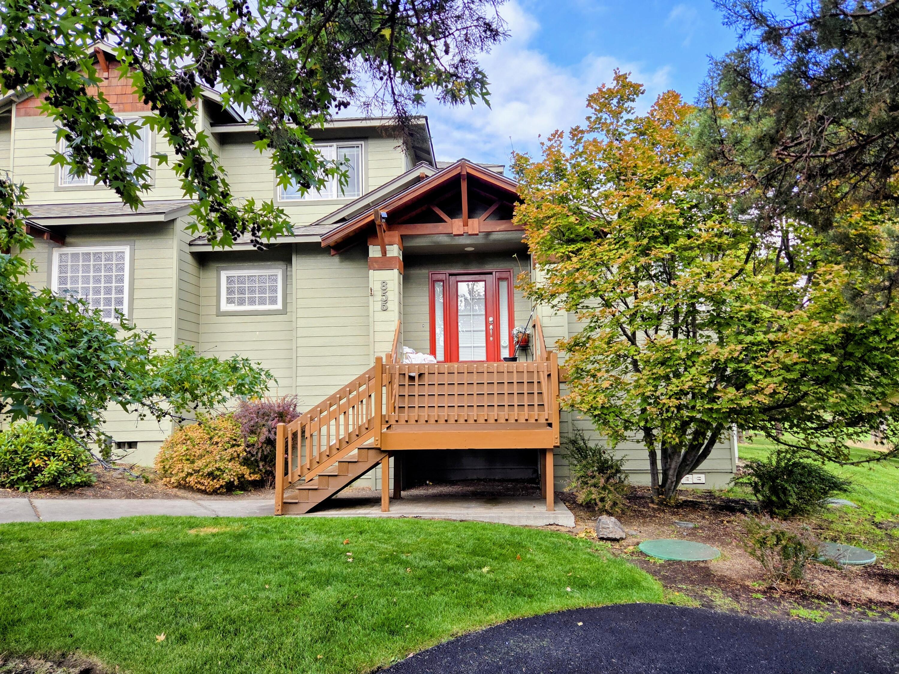 855 Golden Pheasant Drive