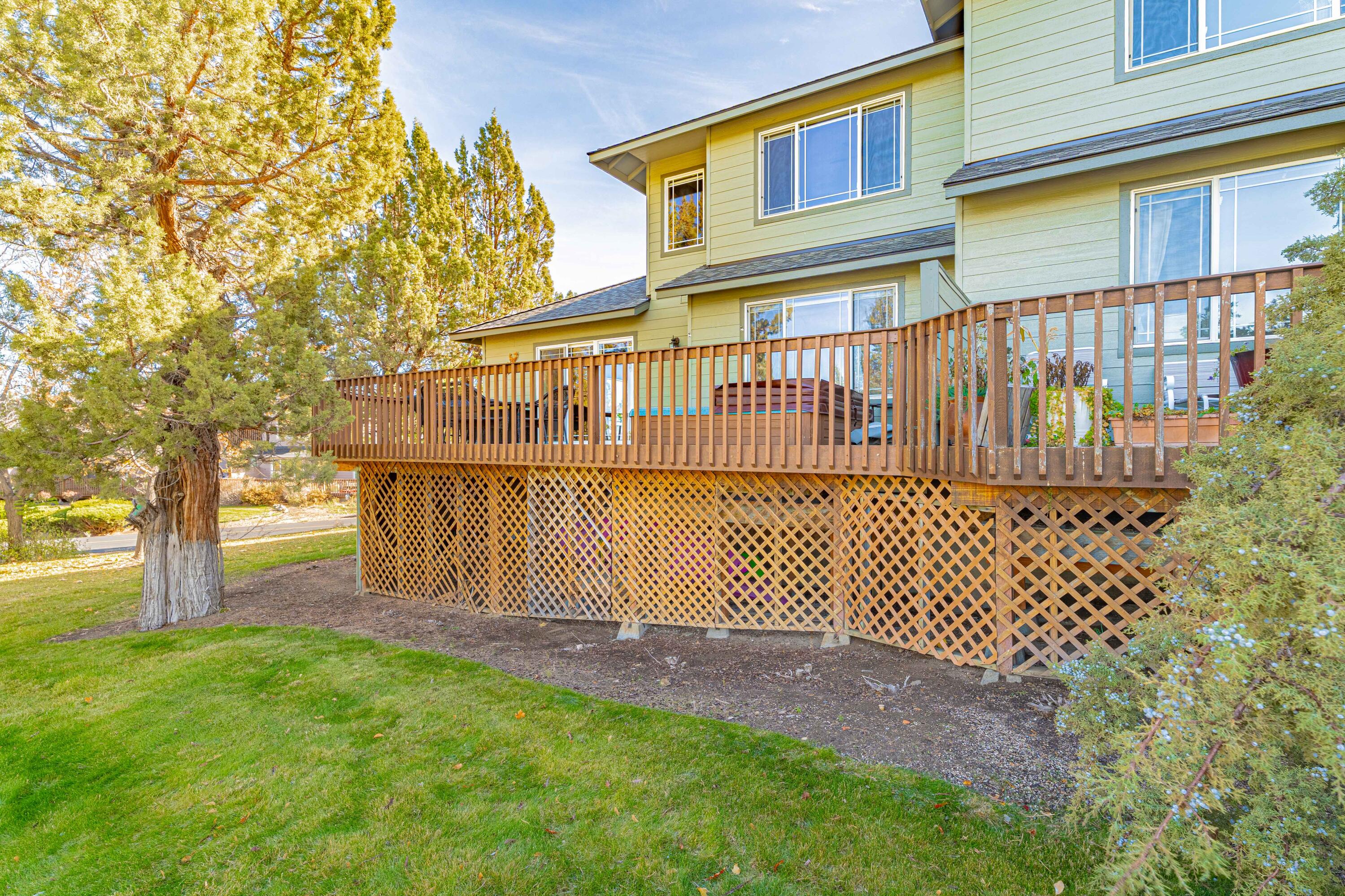 Eagle Crest - Residential