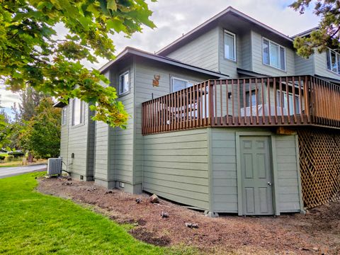Tiny photo for 855 Golden Pheasant Drive, Redmond, OR 97756 (MLS # 220210183)