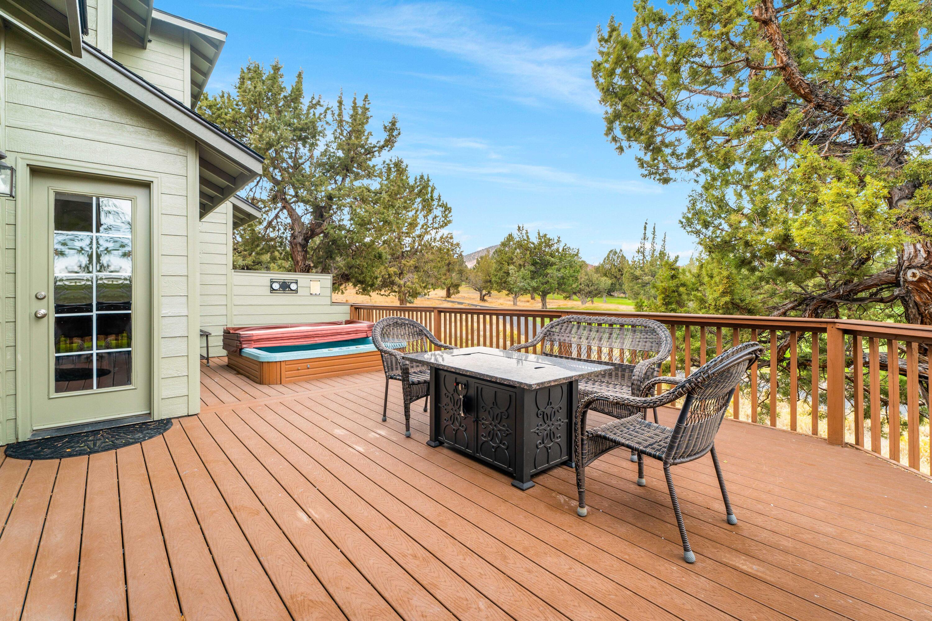 Eagle Crest - Residential