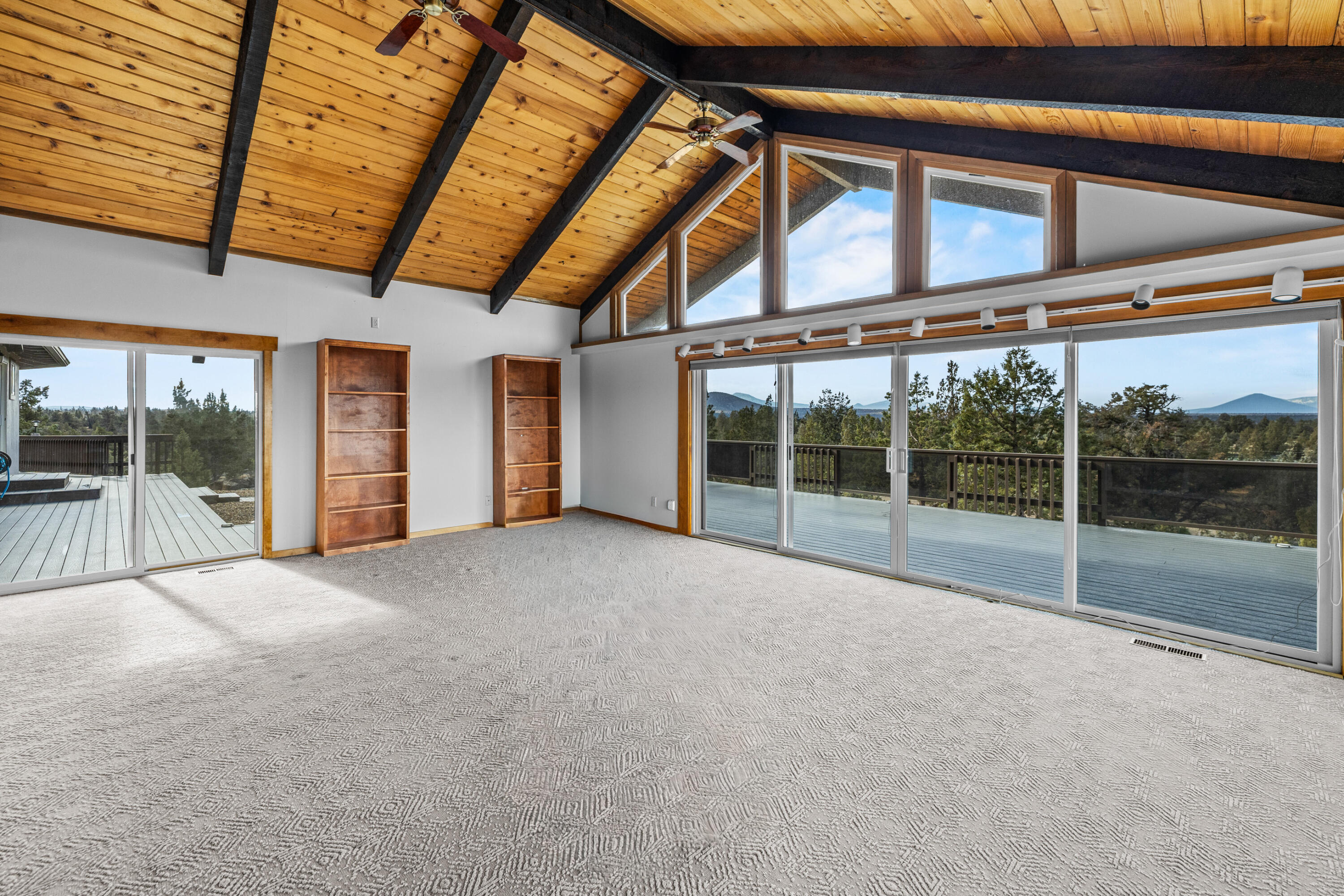 Howells Hilltop - Residential