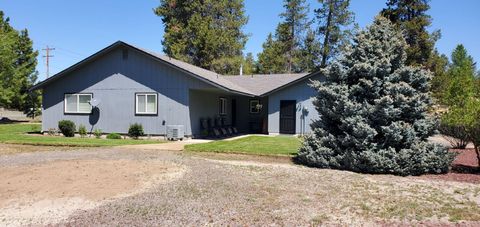 Tiny photo for 16015 Sunset Lane, La Pine, OR 97739 (MLS # 220207490)