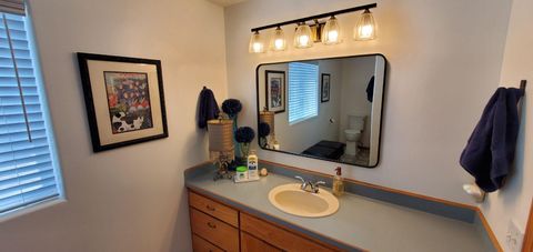 Tiny photo for 16015 Sunset Lane, La Pine, OR 97739 (MLS # 220207490)