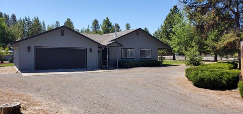 Tiny photo for 16015 Sunset Lane, La Pine, OR 97739 (MLS # 220207490)