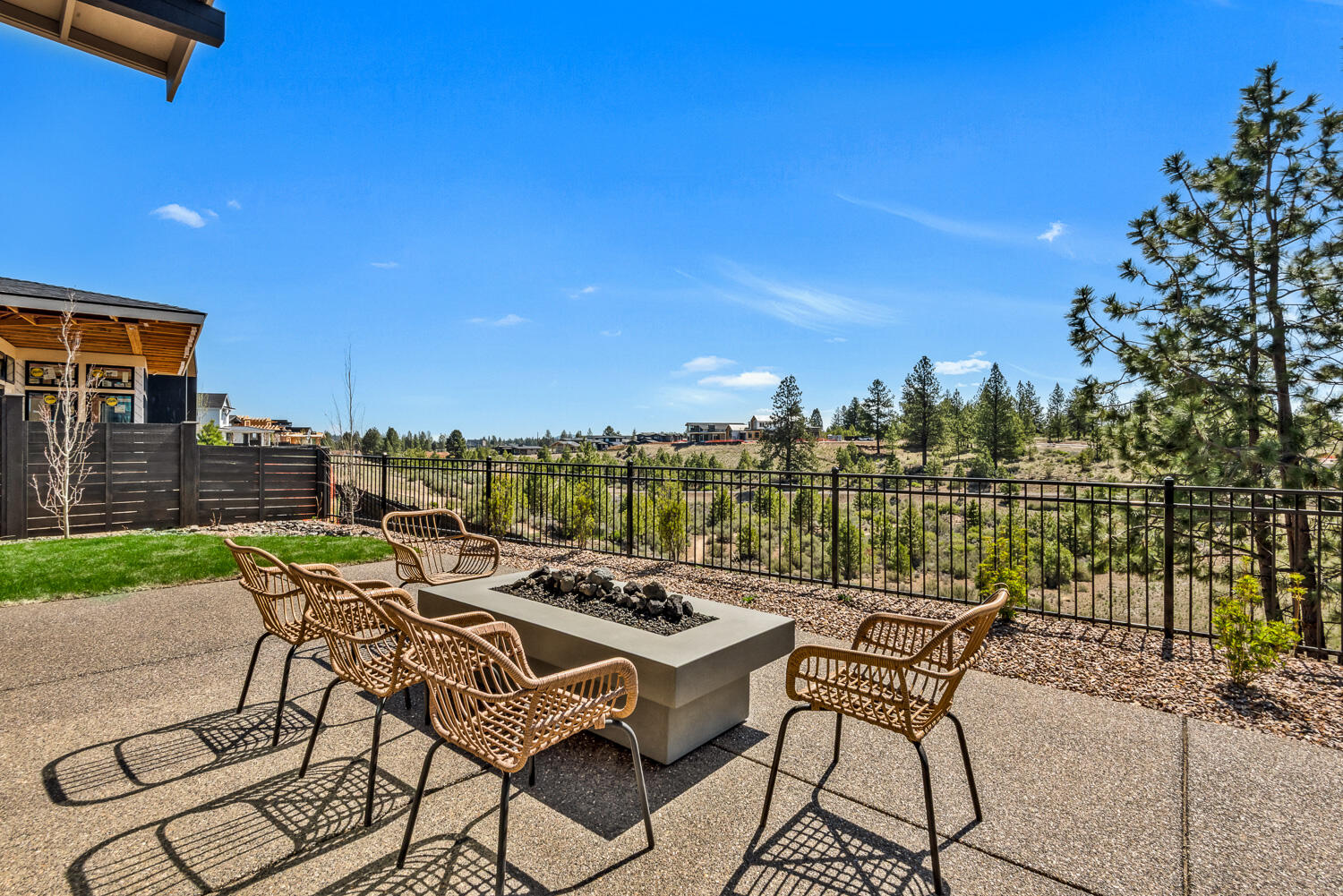 Discovery West Phase 5 - Residential