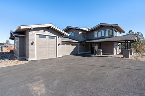 3231 NW Strickland Way Bend OR 97703