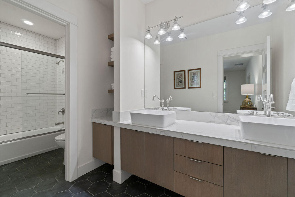 NorthWest Crossing - Residential