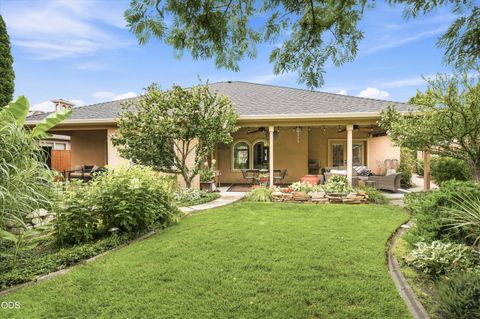 Tiny photo for 3716 Sherwood Park Drive, Medford, OR 97504 (MLS # 220225848)