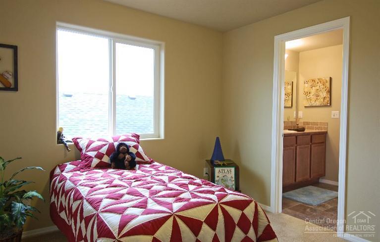 Pettigrew Place - Residential