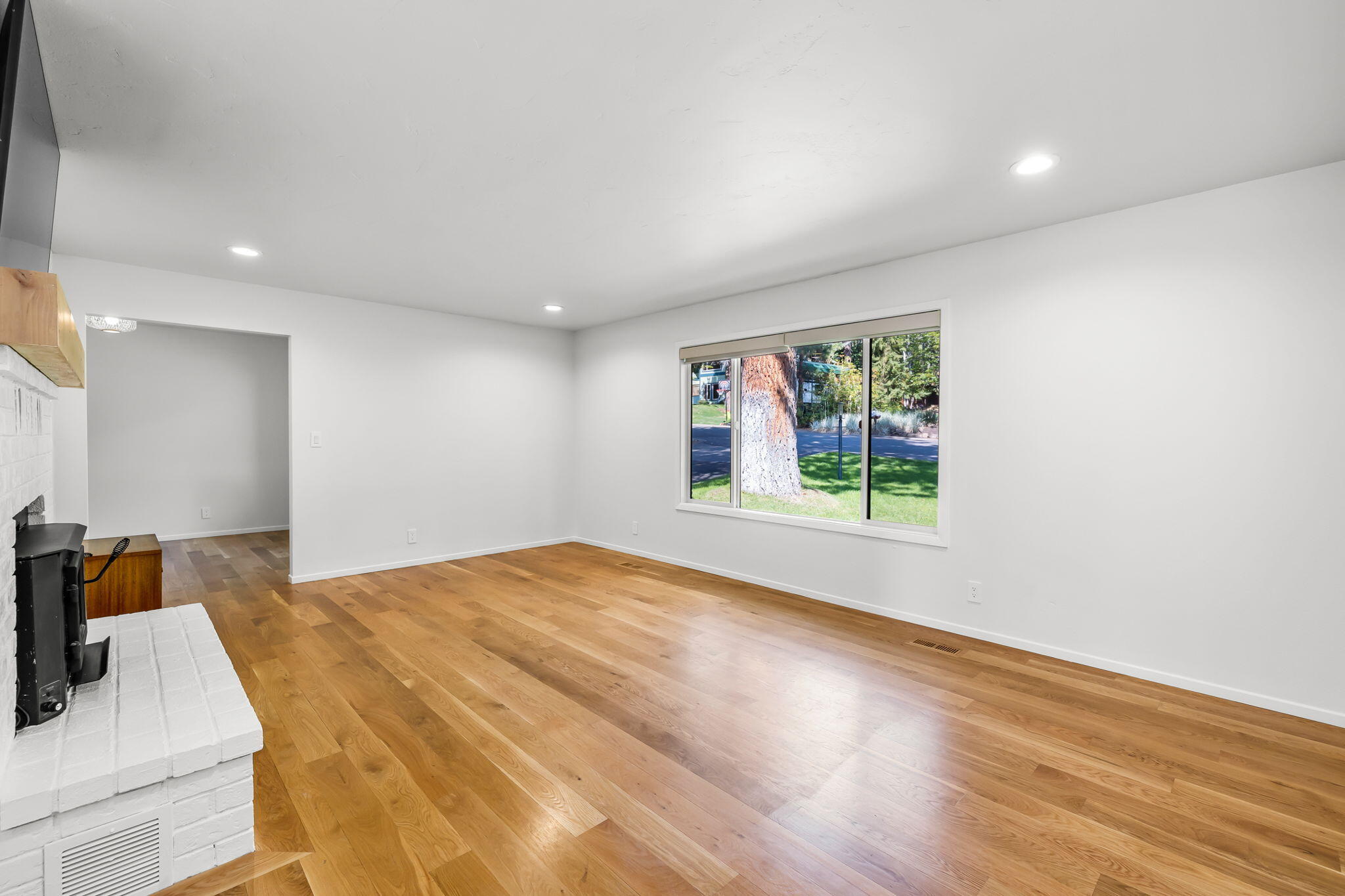 Pine West - Residential