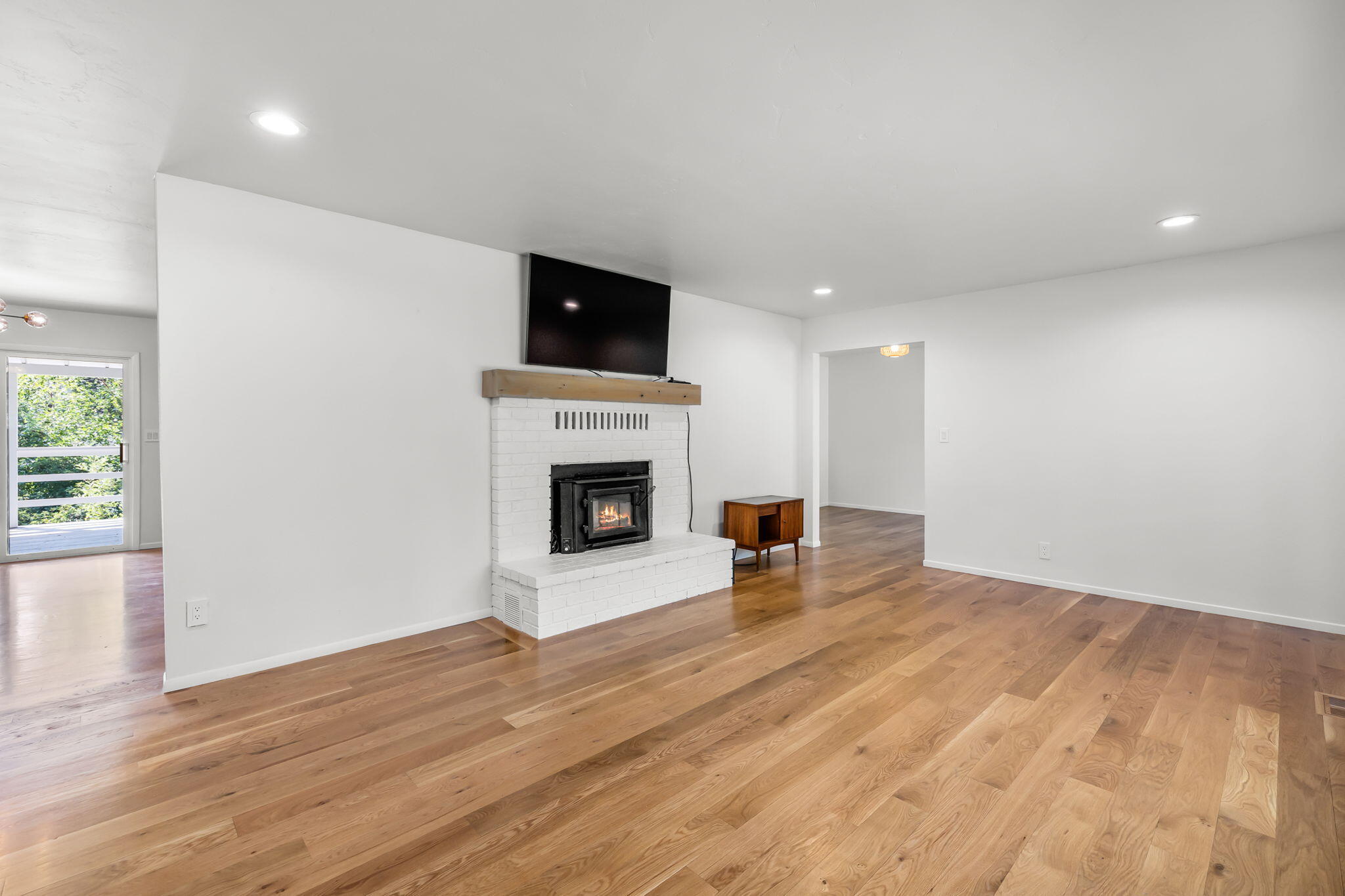 Pine West - Residential