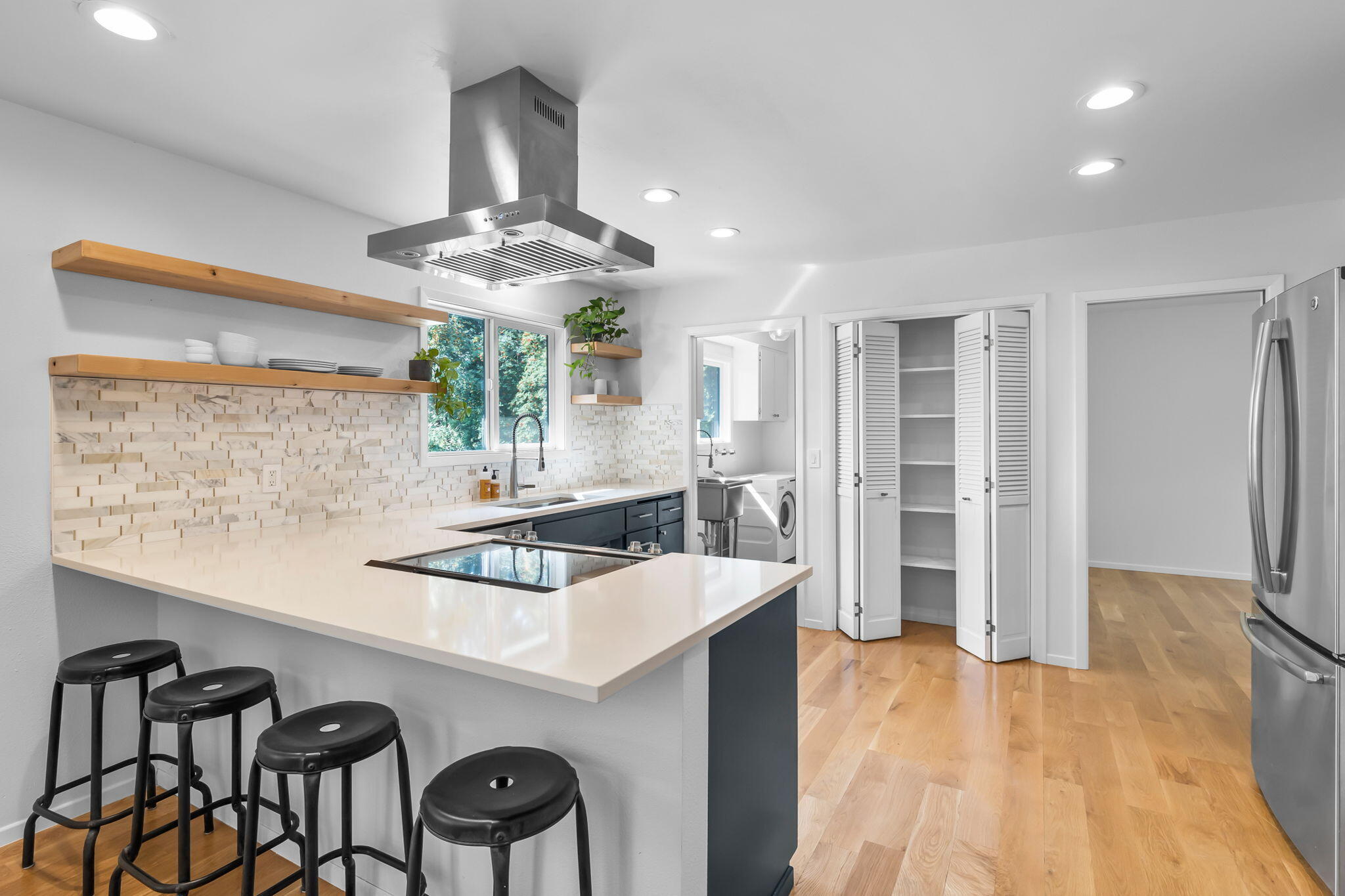 Pine West - Residential