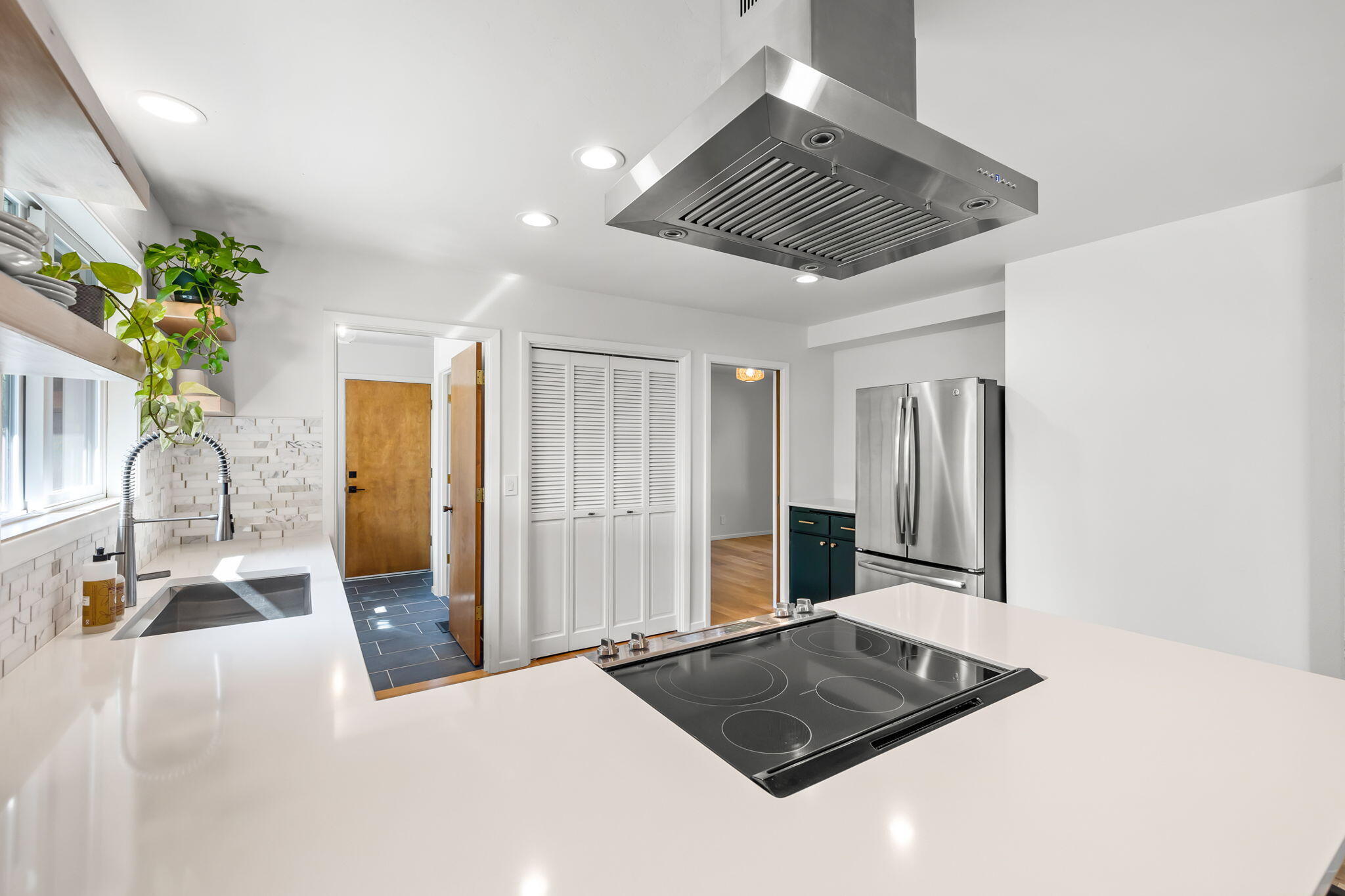 Pine West - Residential