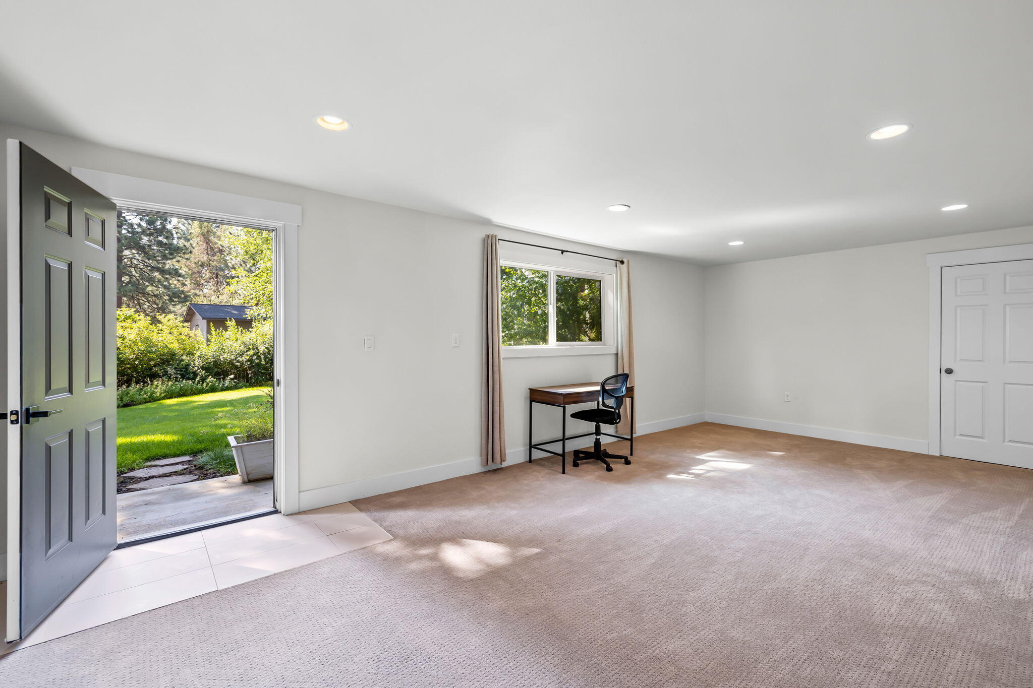 Pine West - Residential