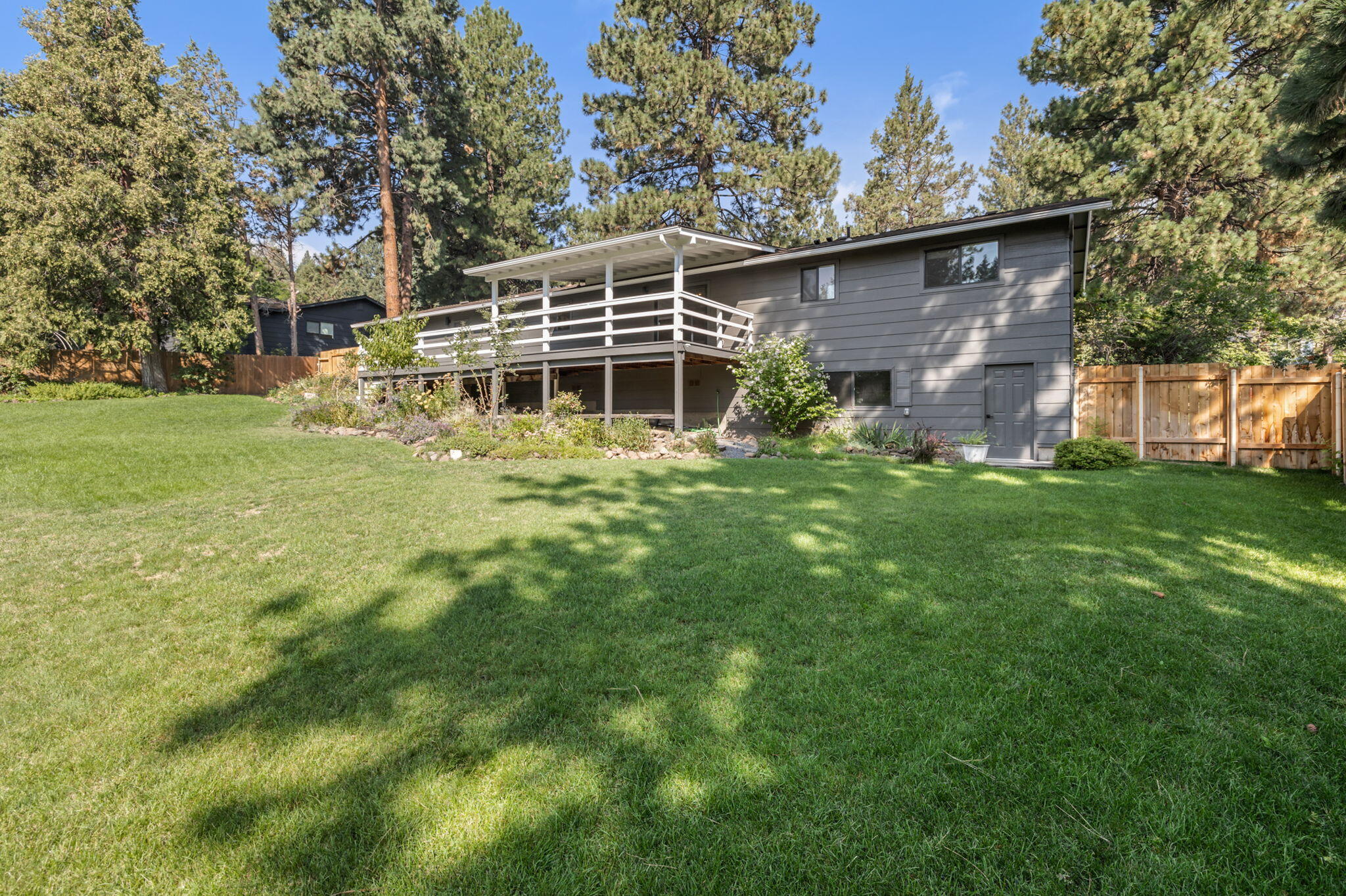 Pine West - Residential