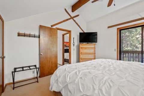 Tiny photo for 57328 Mountain View Lane, Sunriver, OR 97707 (MLS # 220210301)