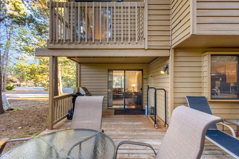 Tiny photo for 57328 Mountain View Lane, Sunriver, OR 97707 (MLS # 220210301)