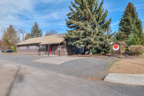 502 NE Revere Avenue Bend OR 97701