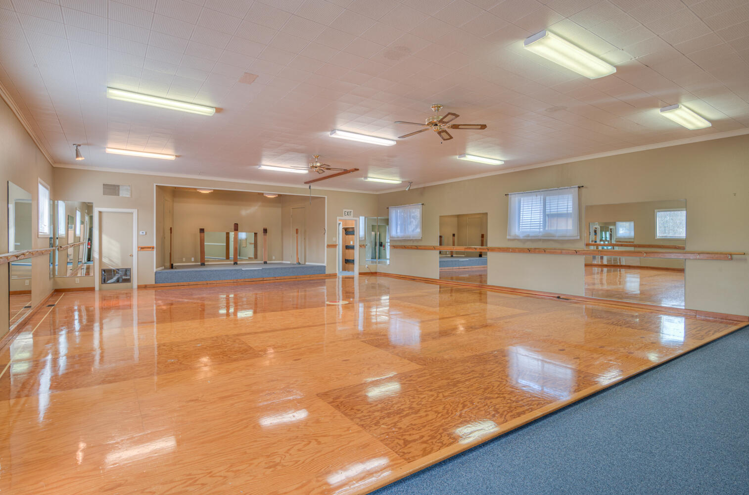 502 NE Revere Avenue