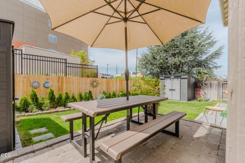 Tiny photo for 61055 Borden Drive, Bend, OR 97702 (MLS # 220225742)