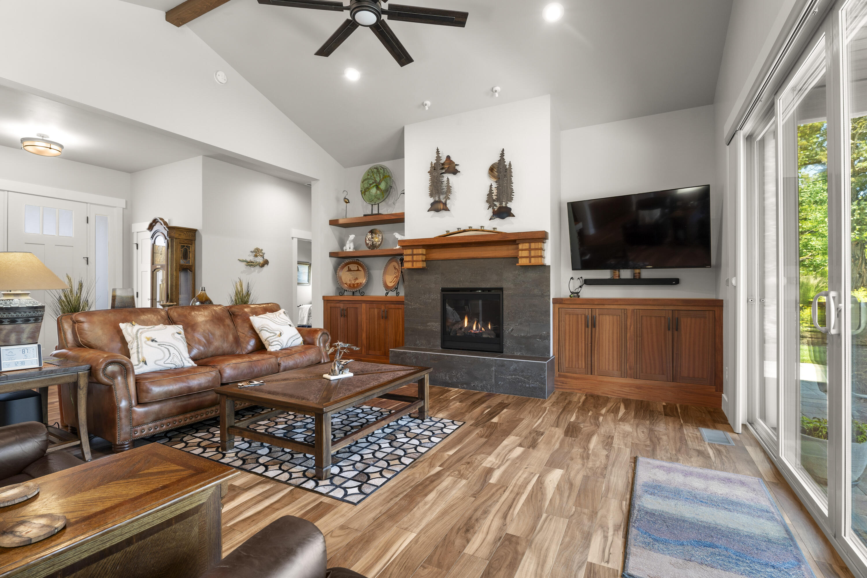 Eagle Crest - Residential