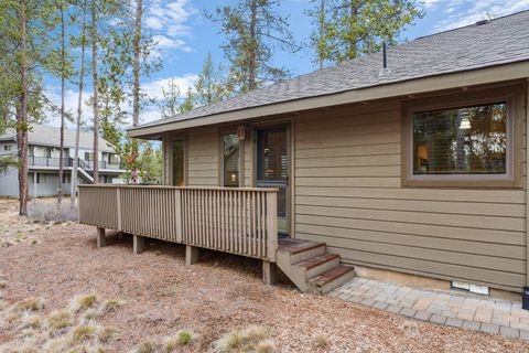 Tiny photo for 57809 Mount Rainier Lane #11, Sunriver, OR 97707 (MLS # 220217402)