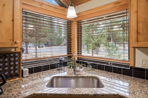 Tiny photo for 57809 Mount Rainier Lane #11, Sunriver, OR 97707 (MLS # 220217402)