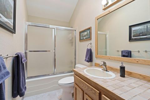 Tiny photo for 57809 Mount Rainier Lane #11, Sunriver, OR 97707 (MLS # 220217402)