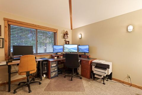 Tiny photo for 57809 Mount Rainier Lane #11, Sunriver, OR 97707 (MLS # 220217402)