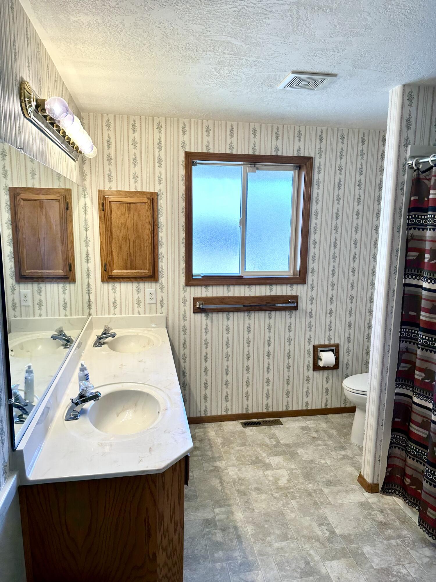 Larson Creek Estates Phases 1And 2 - Residential