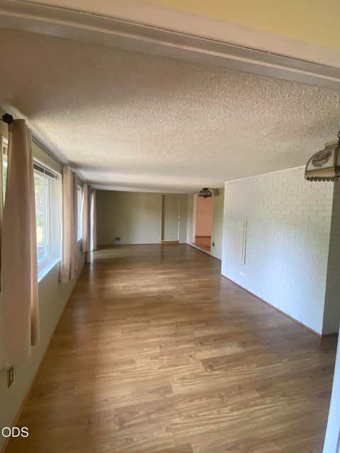 Tiny photo for 2433 Redwood Drive, Klamath Falls, OR 97601 (MLS # 220226628)