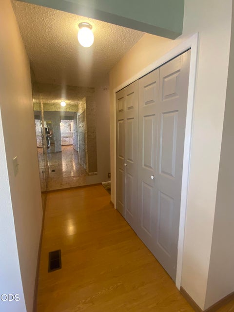Tiny photo for 2433 Redwood Drive, Klamath Falls, OR 97601 (MLS # 220226628)