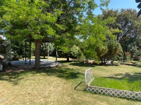 Tiny photo for 2433 Redwood Drive, Klamath Falls, OR 97601 (MLS # 220226628)