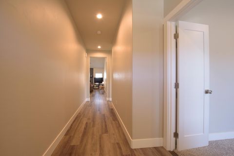 Tiny photo for 16662 Cabin Lake Lane, La Pine, OR 97739 (MLS # 220200615)