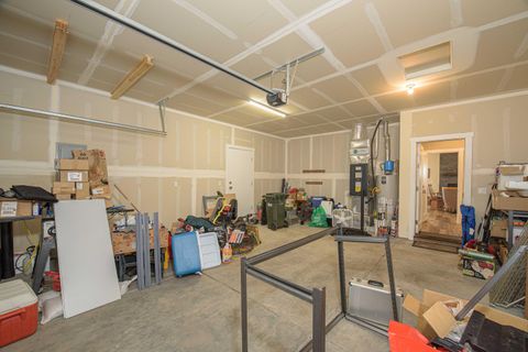 Tiny photo for 16662 Cabin Lake Lane, La Pine, OR 97739 (MLS # 220200615)