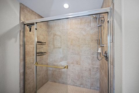 Tiny photo for 17948 Shadow Lane #7, Sunriver, OR 97707 (MLS # 220221638)