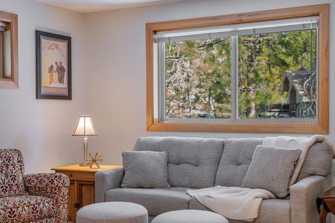 Tiny photo for 17948 Shadow Lane #7, Sunriver, OR 97707 (MLS # 220221638)
