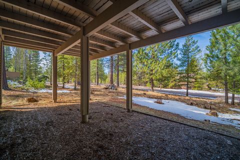 Tiny photo for 17948 Shadow Lane #7, Sunriver, OR 97707 (MLS # 220221638)