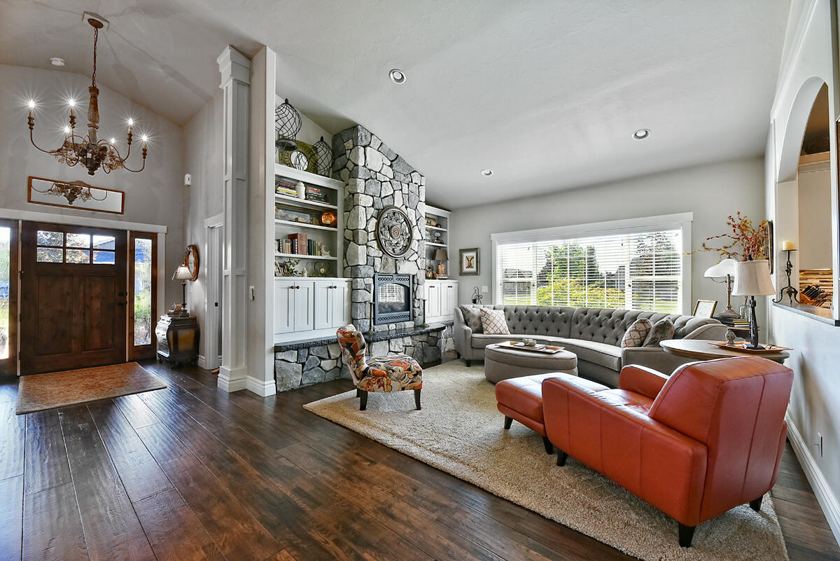 Twin Creeks Crossing Phase II - Residential