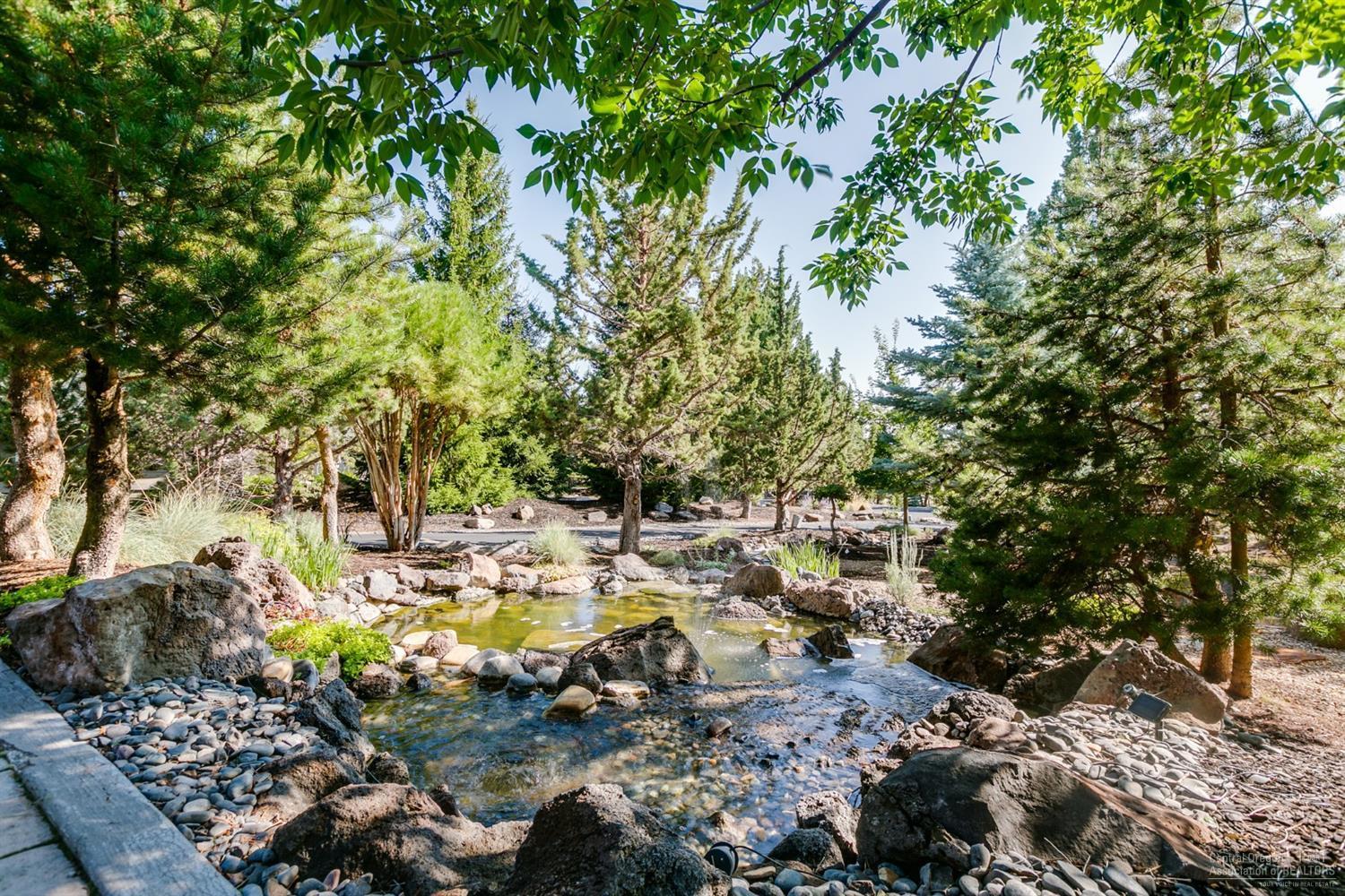 Eagle Crest - Residential