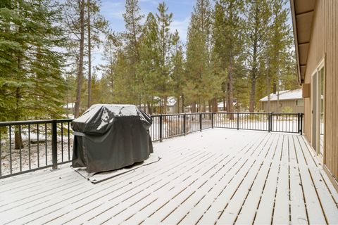 Tiny photo for 56926 E Park Lane #12, Sunriver, OR 97707 (MLS # 220215696)
