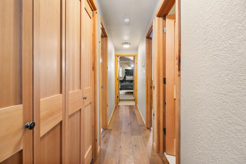 Tiny photo for 56926 E Park Lane #12, Sunriver, OR 97707 (MLS # 220215696)